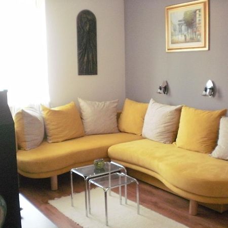 Molni Apartment Balatonfuzfo Exterior photo