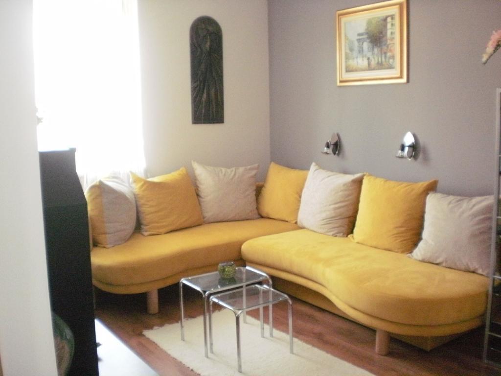 Molni Apartment Balatonfuzfo Exterior photo